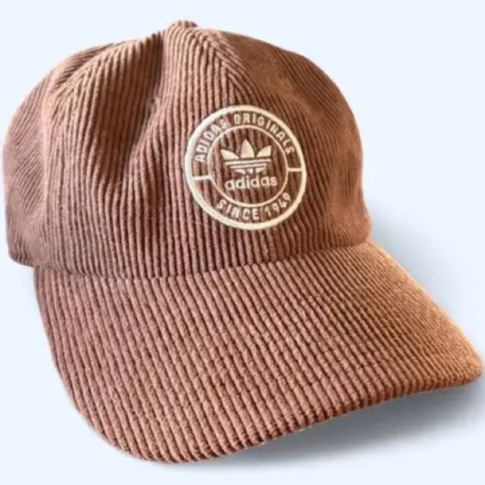 🤎Adidas🤎 Originals Corduroy Brown Hat